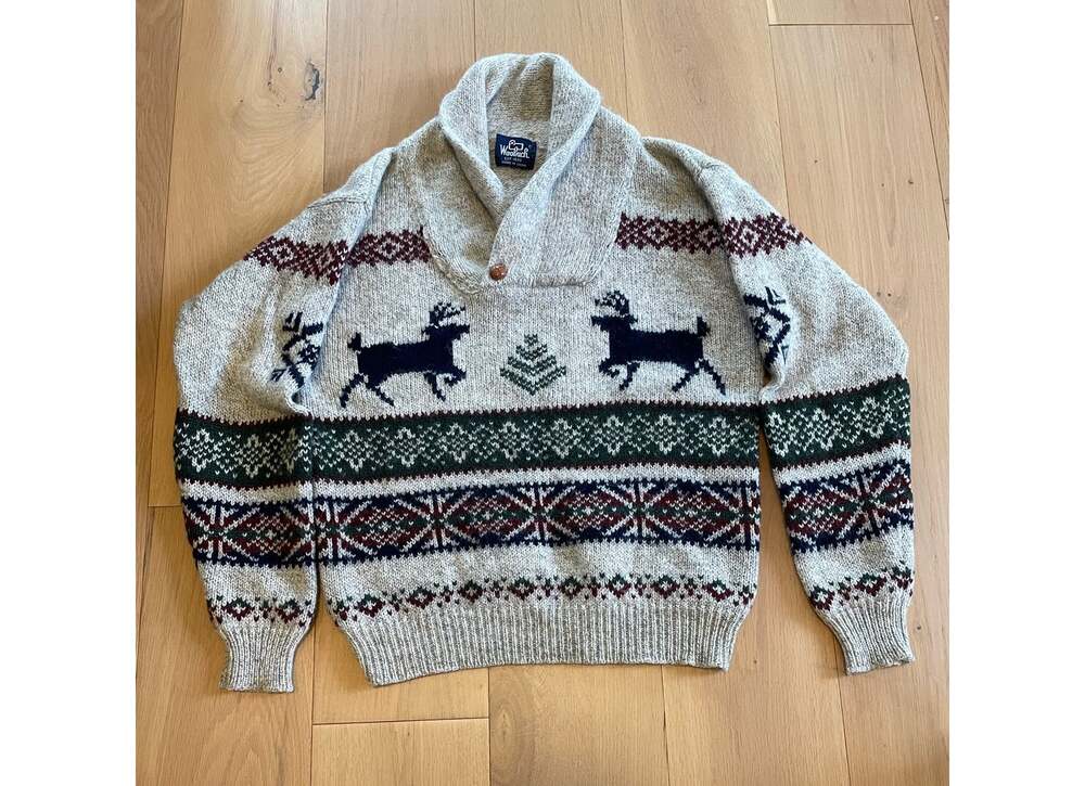 M's Vintage Woolrich Wool Blend Hand Knit Sweater Medium